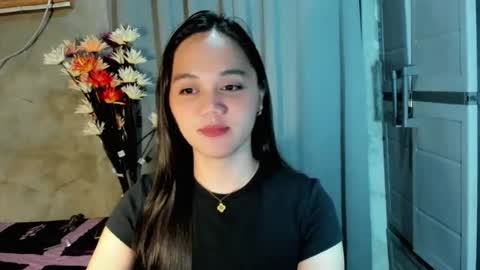 hilarymolly online show from 18, 7, 2026