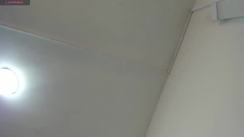 Hilary Thomsom online show from 25, 2, 2026