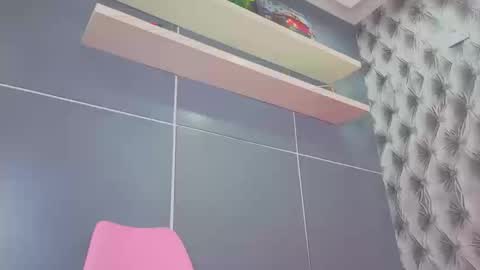  Hillary  online show from 18, 2, 2026