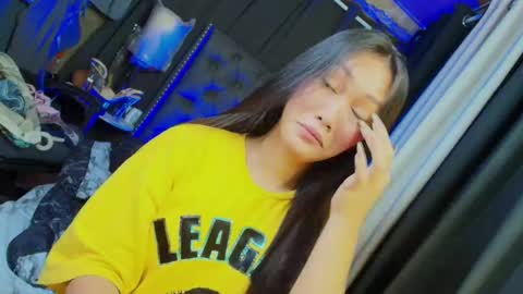 yuricah online show from 27, 1, 2025