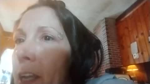 SparkledLooks online show from 10, 2, 2025
