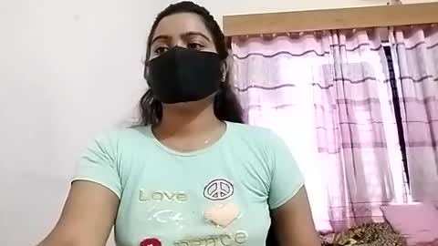 himuhimu22 online show from 15, 6, 2026