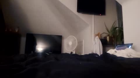 Control my toys on your phone online show from 24, 9, 2025