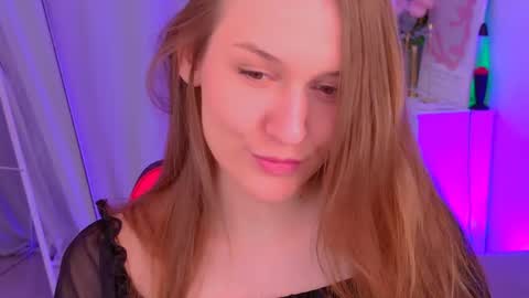 Snapshot of hina_derry_ chatting on 15, 4, 2026 Hina online show from 15, 4, 2026