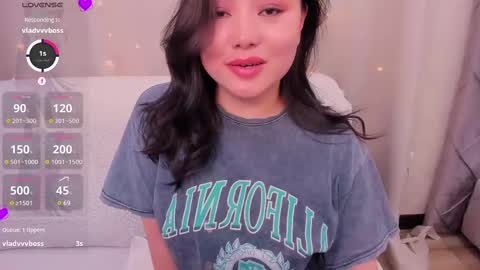 Sexy Hina online show from 5, 3, 2025