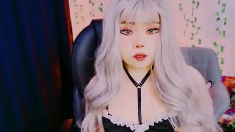 Hinata online show from 9, 8, 2026