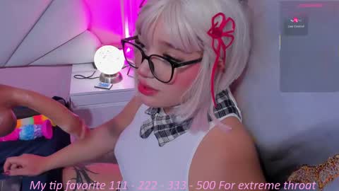 hinata_dolly online show from 9, 10, 2025
