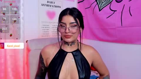  Karol  Independent Model online show from 8, 3, 2025