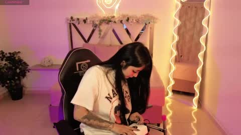 HINNA online show from 9, 5, 2026