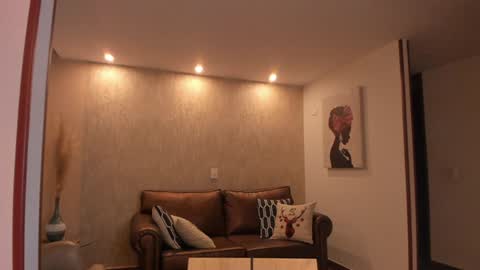 Hinnata online show from 30, 1, 2025