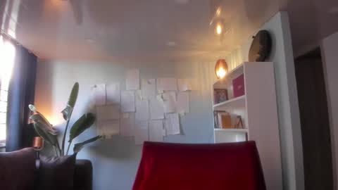 Hinnata online show from 17, 9, 2025