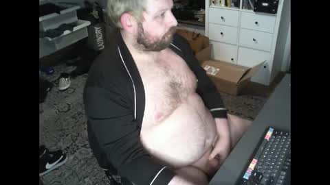 hipguy91 online show from 9, 3, 2025