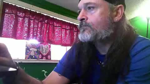 hippiedad333 online show from 24, 3, 2026