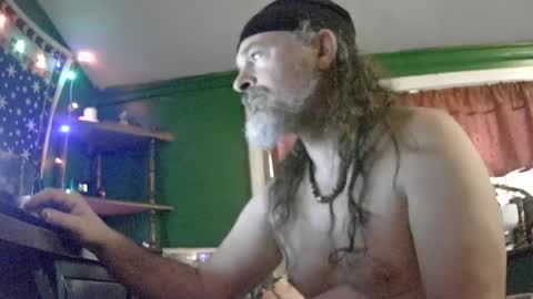 hippiedad333 online show from 27, 7, 2026