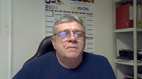 Snapshot of hippopotame17 chatting on 1, 1, 2025 hippo online show from 1, 1, 2025