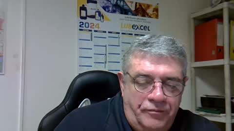 Snapshot of hippopotame17 chatting on 2, 1, 2025 hippo online show from 2, 1, 2025