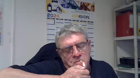 Snapshot of hippopotame17 chatting on 2, 1, 2025 hippo online show from 2, 1, 2025