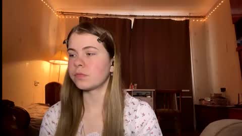 Snapshot of hirokosersen chatting on 18, 1, 2026 I am Amy ntmu Lets hit 10 Thumbs Up together online show from 18, 1, 2026