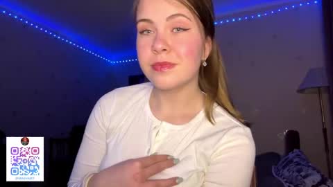 Snapshot of hirokosersen chatting on 20, 3, 2026 I am Amy ntmu Lets hit 10 Thumbs Up together online show from 20, 3, 2026