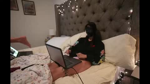 hishersof online show from 19, 12, 2024