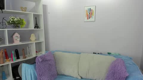 hiyakasudere_ online show from 9, 10, 2025