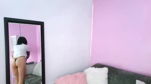 hiyakasudere_ online show from 17, 10, 2025