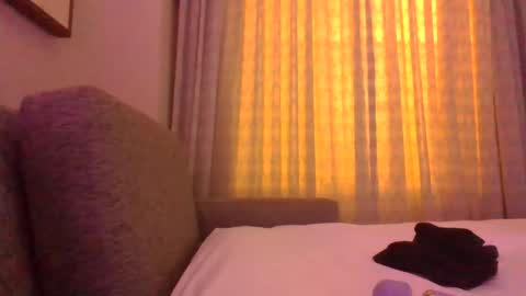 Snapshot of hknox714 chatting on 14, 11, 2025 hknox714 online show from 14, 11, 2025