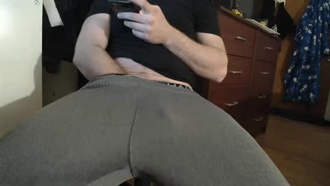 Hockey Player online show from 6, 12, 2024