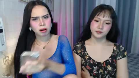 hoelymolly online show from 30, 4, 2026