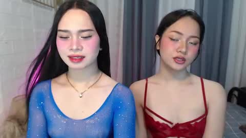 hoelymolly online show from 24, 6, 2026