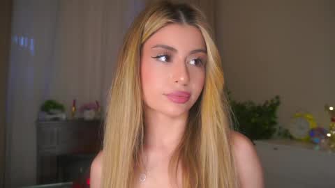 Moni Monica online show from 24, 4, 2026