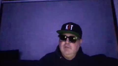 Snapshot of holden_minutz chatting on 6, 3, 2026 holden_minutz online show from 6, 3, 2026