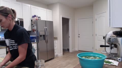 Holi Hurricane online show from 12, 9, 2025