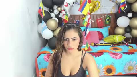 Holly 22 online show from 3, 7, 2026