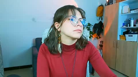 Holly and Honey online show from 23, 4, 2026