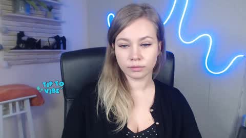 Holly online show from 30, 12, 2024