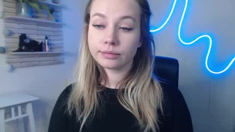 Holly online show from 9, 1, 2025