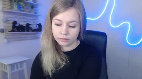 Holly online show from 16, 1, 2025