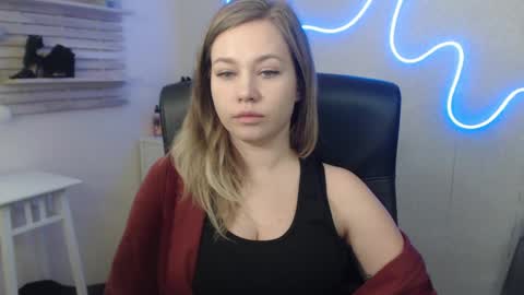 Holly online show from 20, 1, 2025