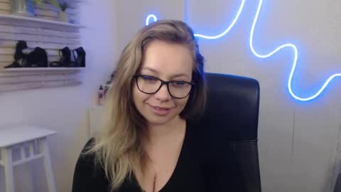 Holly online show from 29, 1, 2025