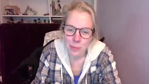 holly_bourbon online show from 12, 3, 2026