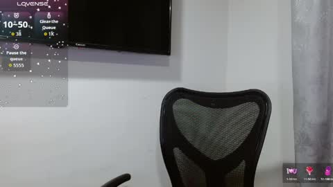 Holly online show from 3, 5, 2026