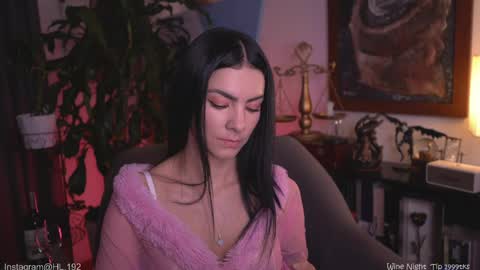 Snapshot of hollylinder_ chatting on 23, 5, 2026 Holly Linder online show from 23, 5, 2026