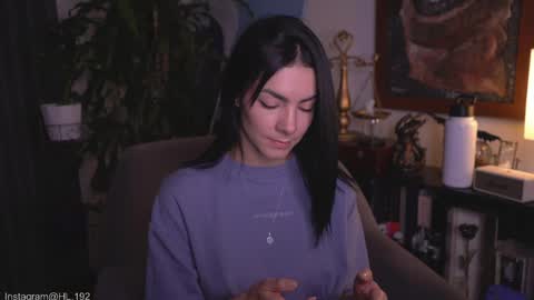 Snapshot of hollylinder_ chatting on 27, 5, 2026 Holly Linder online show from 27, 5, 2026