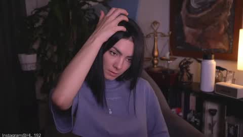 Snapshot of hollylinder_ chatting on 27, 5, 2026 Holly Linder online show from 27, 5, 2026