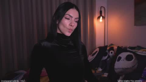 Snapshot of hollylinder_ chatting on 6, 6, 2026 Holly Linder online show from 6, 6, 2026