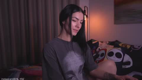 Snapshot of hollylinder_ chatting on 11, 6, 2026 Holly Linder online show from 11, 6, 2026