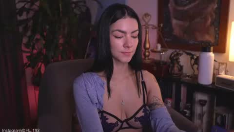 Snapshot of hollylinder_ chatting on 14, 6, 2026 Holly Linder online show from 14, 6, 2026