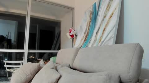 Snapshot of hollyshit_ chatting on 2, 12, 2024 hollyshit_ online show from 2, 12, 2024