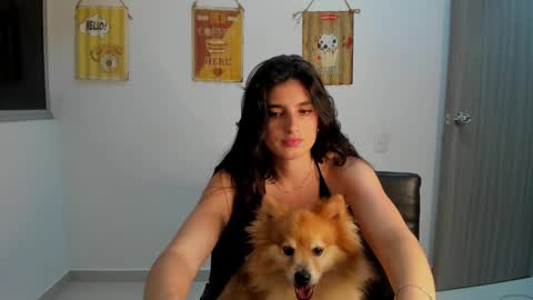 Snapshot of hollyshit_ chatting on 3, 1, 2025 hollyshit_ online show from 3, 1, 2025